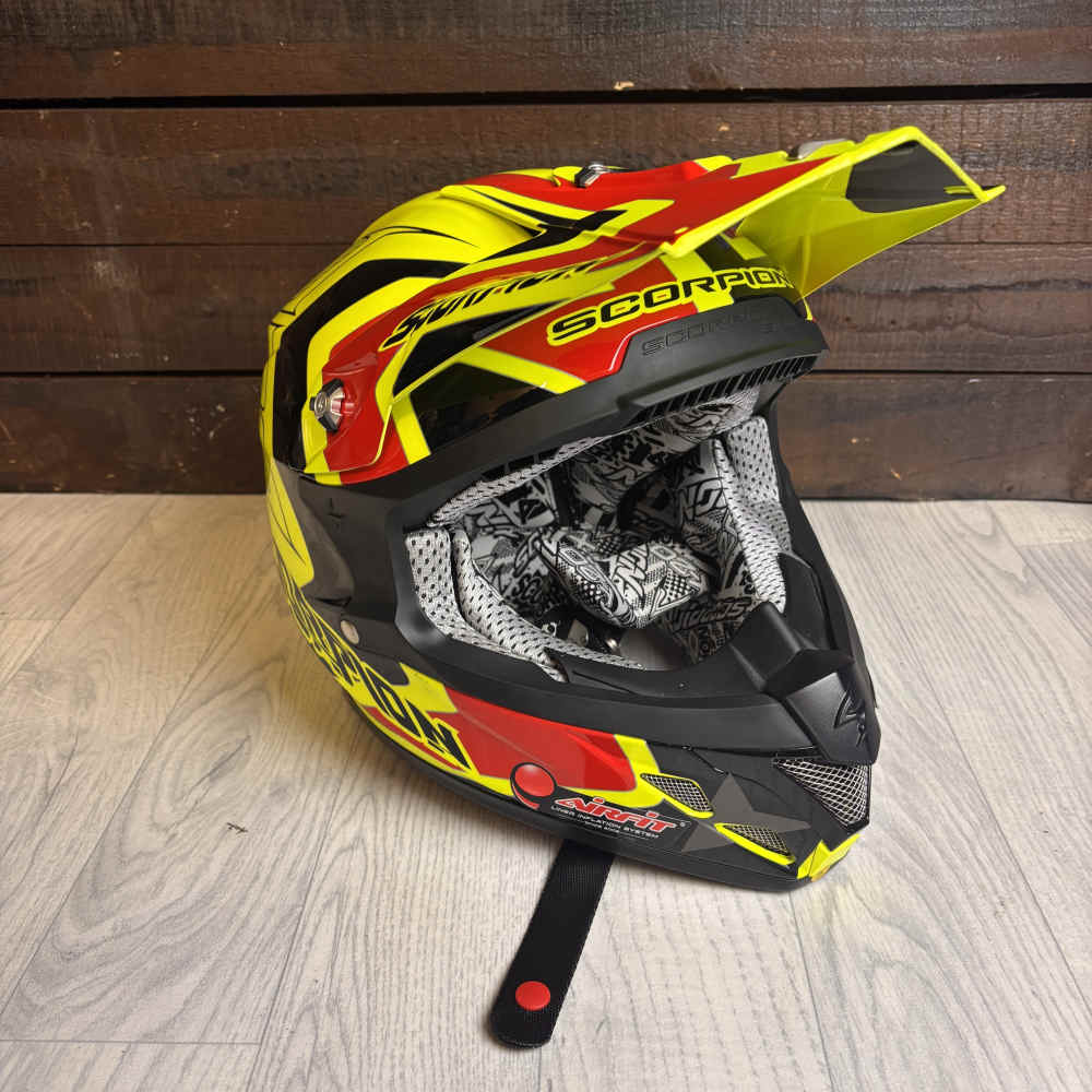 SCORPION VX-20 Motocross Helm gelb rot B-WARE SCORPION VX-20 Motocross Helm gelb rot B-WARE