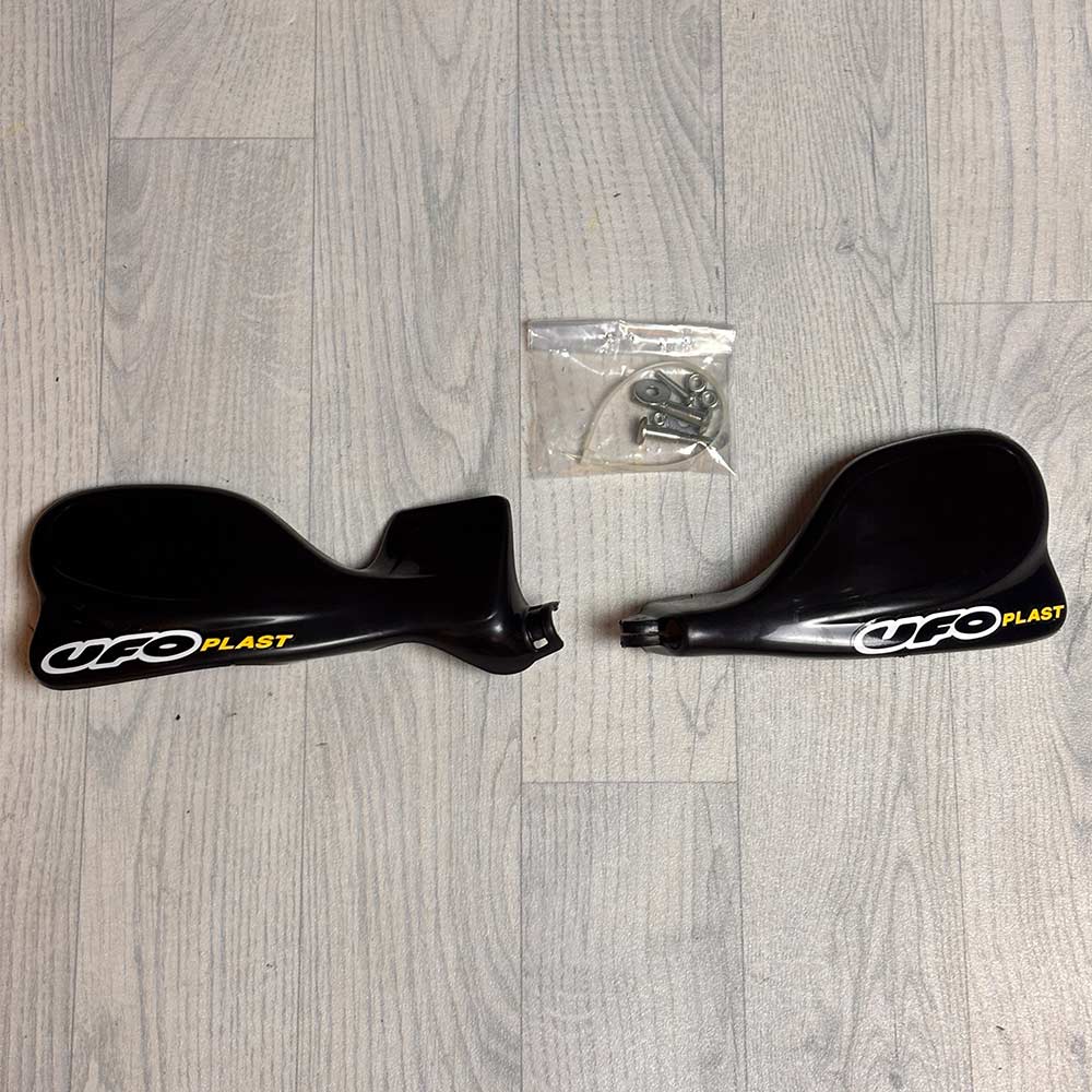 UFO HO03605-001 Hand Guards Hand Protektoren für Honda CR 125 250 97-03